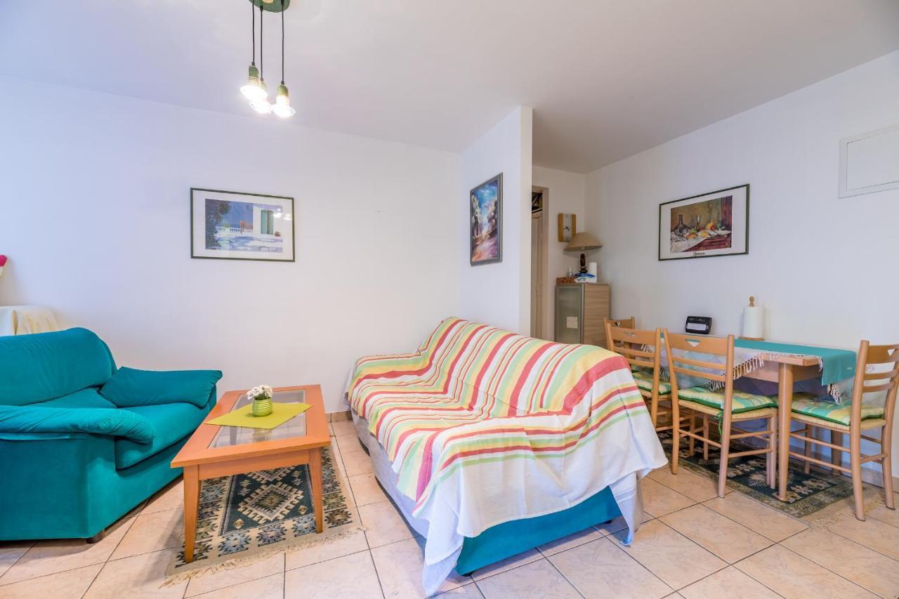 Lily Apartment Baska  Exterior photo